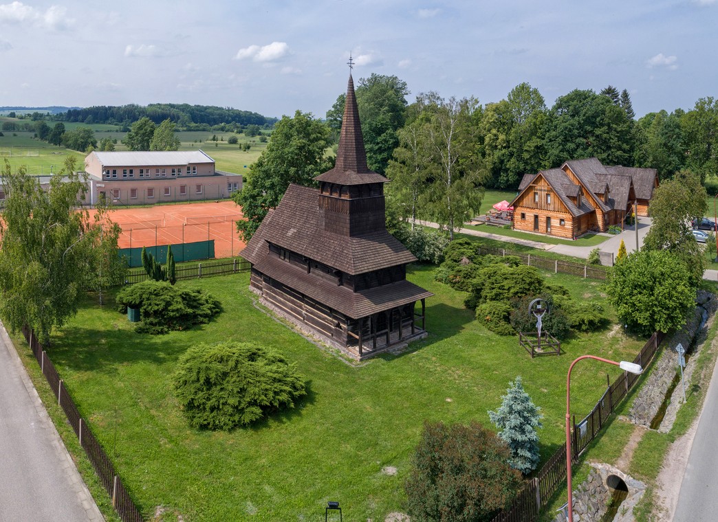 PODKARPATSKÝ KOSTELÍK V DOBŘÍKOVĚ